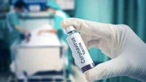 Čínský lékař tvrdí, že pacientům s koronavirus pomáhá tento přípravek na chřipku. Testy jdou dělat i v Česku!