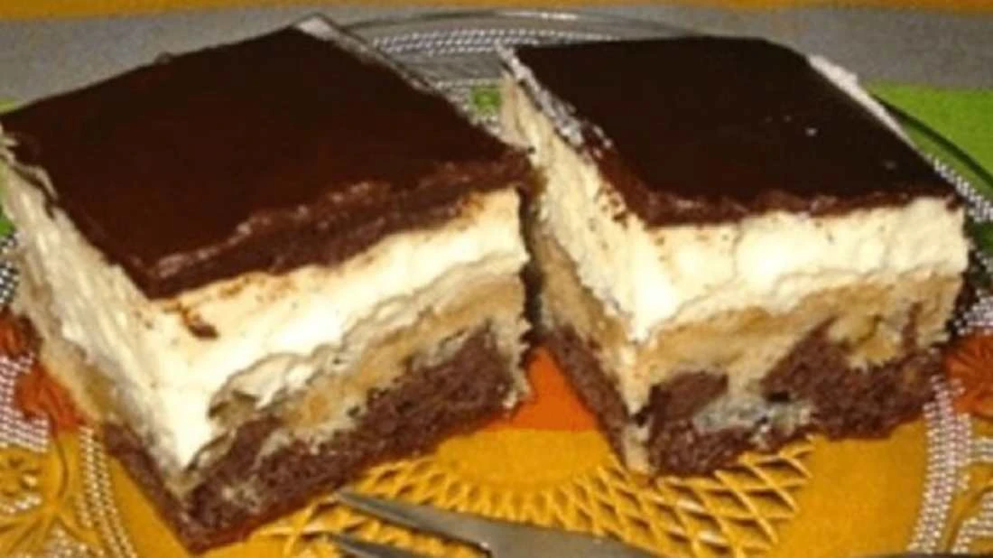 obrácený jablečný koláč