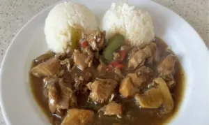 Kuřecí směs na žampionech s rýží