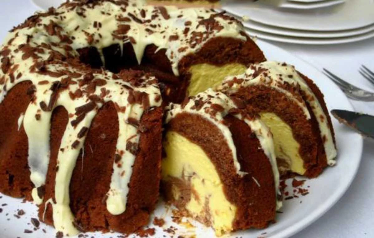 Tvarohová bábovka: Vláčný bábovkový sen, který zůstane dlouho čerstvý