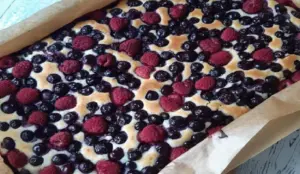 Hrnkový kakaový koláč