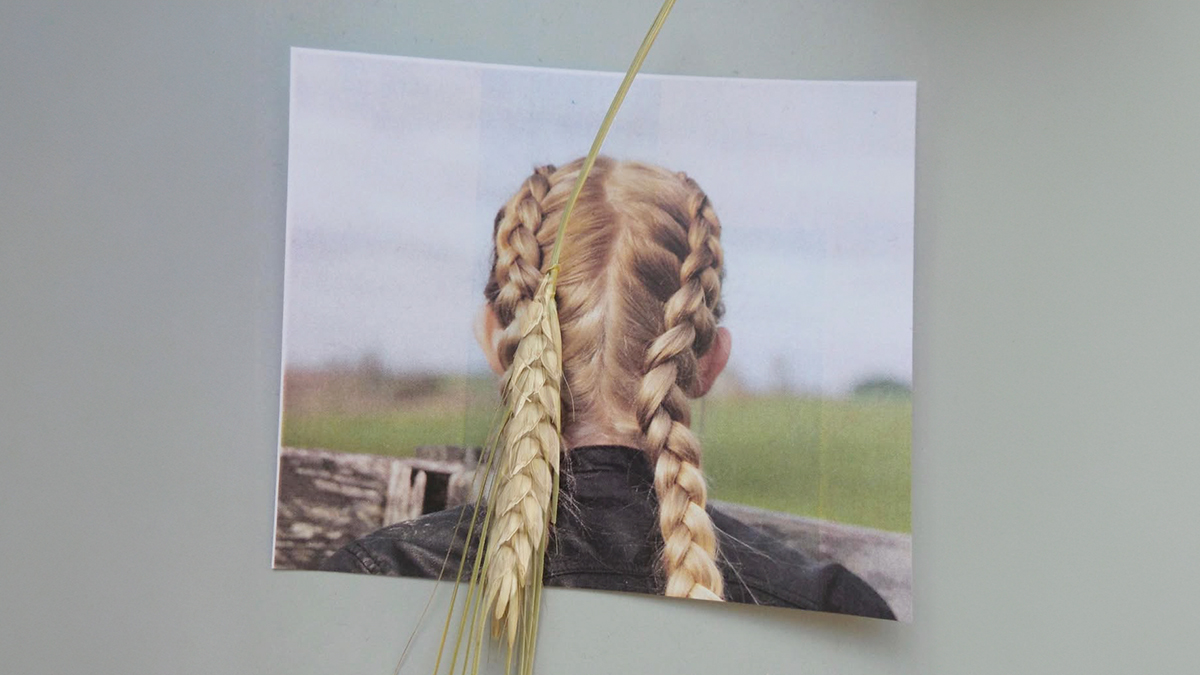 Kreativní optická iluze s každodenním předmětem