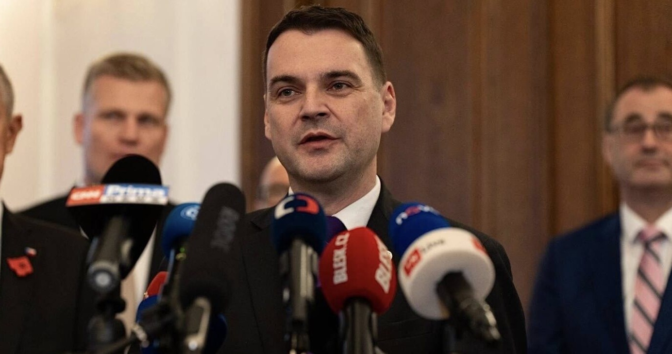 Macinka vytáhl na Pavla číslo, které mluví za vše — sjezd Němců v Brně rozjel vášně