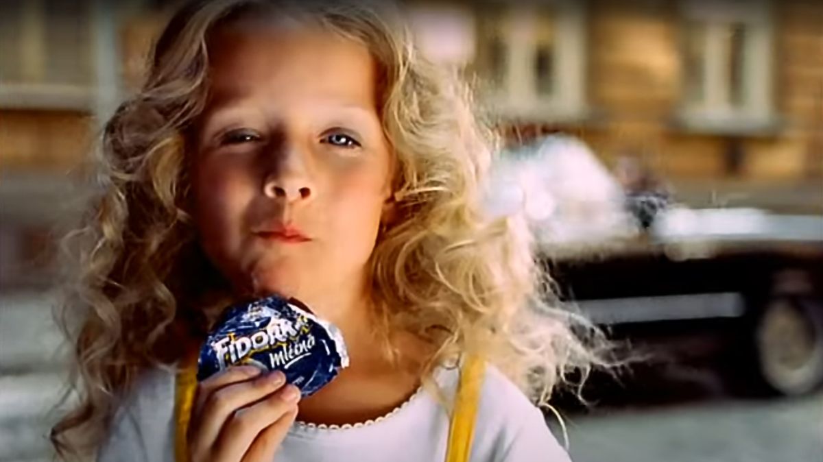 Televizní reklamy z 90. let v Česku