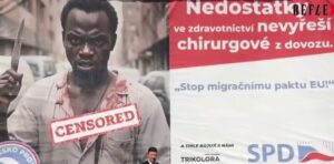 Soud potrestal SPD třemi miliony za plakáty — Okamura tomu unikl díky poslancům