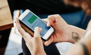 Pozor na podvodné SMS o pokutě! Neklikejte na odkaz za žádnou cenu