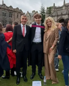 Frederik Babiš promoval na univerzitě prince Williama: Školné přes 3 miliony korun!
