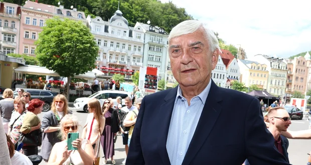 Miroslav Donutil na KVIFF 2026: Doktor Martin se nevrátí, ale chystá tři nové projekty