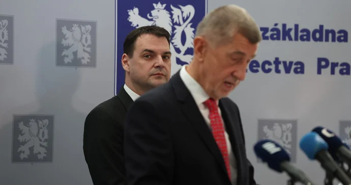 Macinka vs. Pavel na summitu NATO: Kopie projevu jako rýpnutí a přání hezkých fotek z Ankary