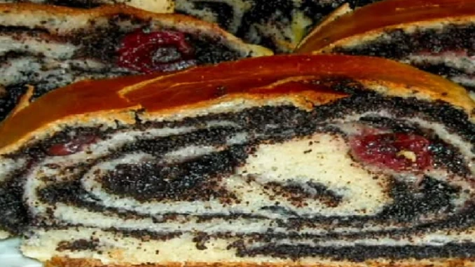 Babiččin makový závin z kynutého těsta – poctivý recept
