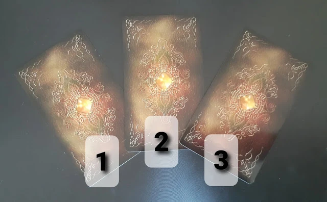 Tarotový test: Vyberte jednu kartu a odhalte, kdo vám závidí
