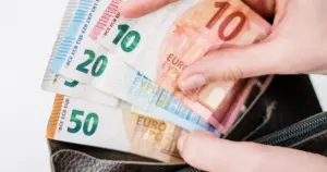 Ako zamestnanec získa od štátu až 150 eur mesačne na cestovné náklady