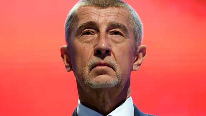 Česko může vracet Bruselu 6 miliard kvůli Babišovým zemědělským dotacím
