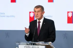 Důchodci čekali od Babiše víc. Příští přidání k penzi může být slabší než za Fialy