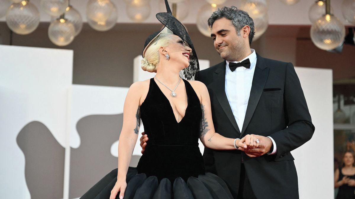 Lady Gaga se stala maminkou! Těhotenství utajila před celým světem