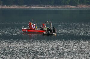 Otec (†39) troch detí skočil z móla do mora: voda mala iba pol metra