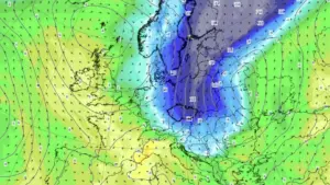 Arktický vzduch míří do Česka: Meteorologové varují před říjnovým sněžením! Kdy přesně má přijít prudké ochlazení a o kolik stupňů klesne teplota?