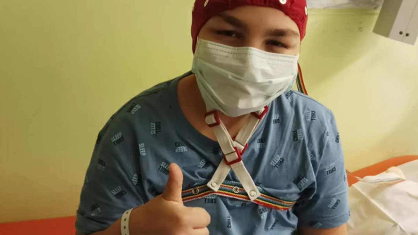 Češi vybrali pro nemocného Štěpána (12) přes 270 tisíc: Chlapec se konečně usmívá! Jak jeho příběh pohnul celou zemí?